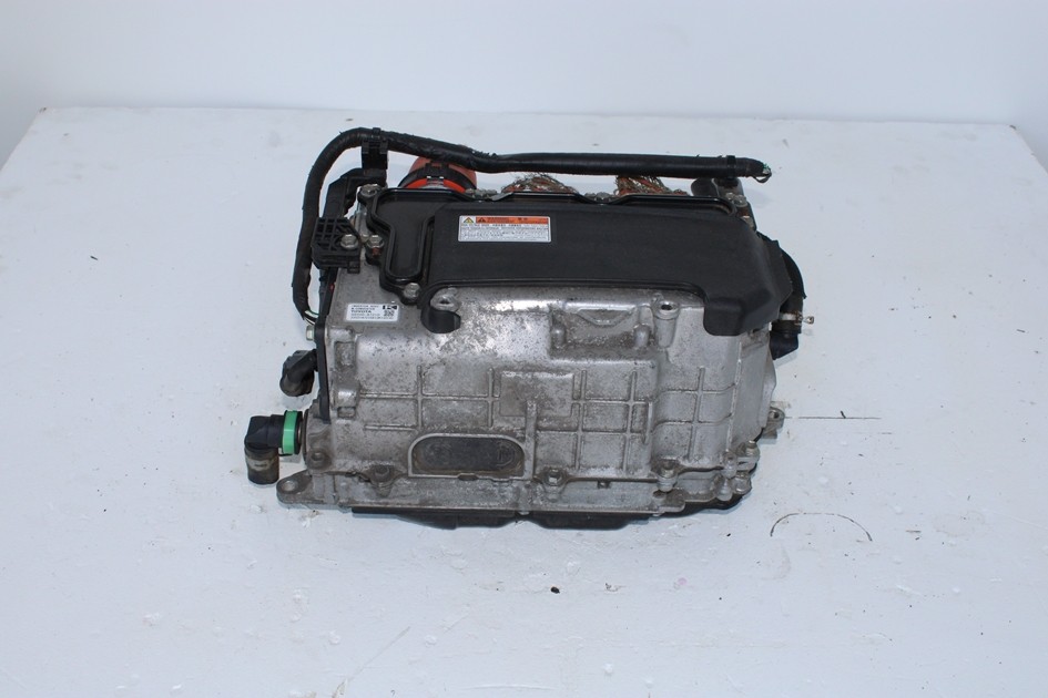 JDM 2010-2011 TOYOTA PRIUS HYBRID CONVERTER / INVERTER CHARGER G9200-47140/47141